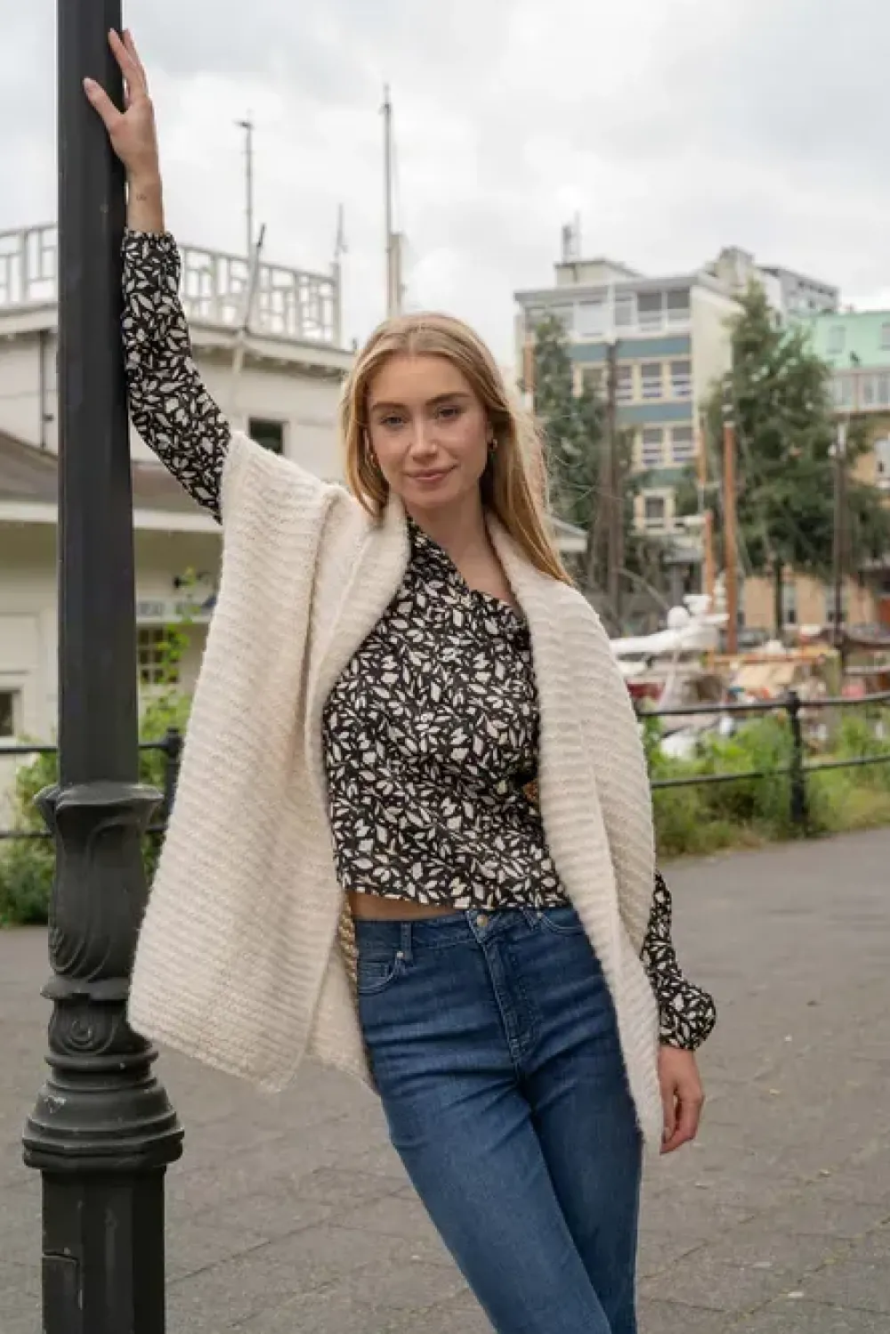 Hot mouwloos vest creme Vesten